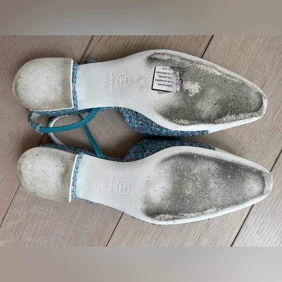 Chanel tweed slingbacks - Picture 3 of 3